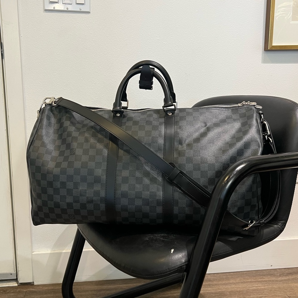 LOUIS VUITTON Keepall 55 Bandoulière in Damier Graphite - 💯 AUTHENTIC - N41413
